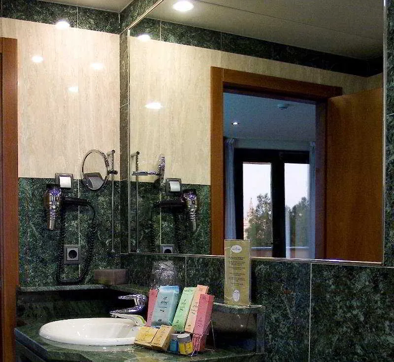 Ribera De Triana Hotel Севилья 4*,